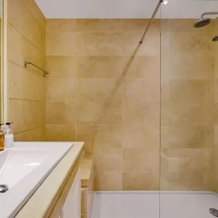 Elegant 3 Bed With Sea View In Nueva Andalucia Apartment Marbella