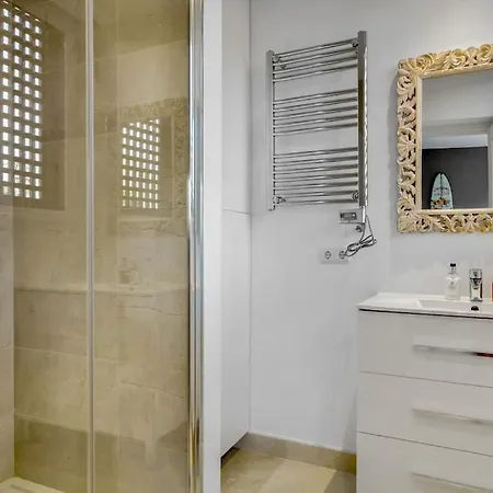Elegant 3 Bed With Sea View In Nueva Andalucia *